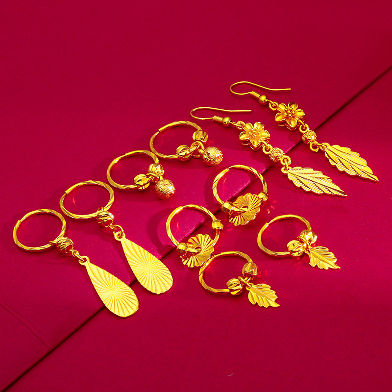 2023 new women's leaf earrings ear ring Maple Leaf women's sand gold earrings wholesale