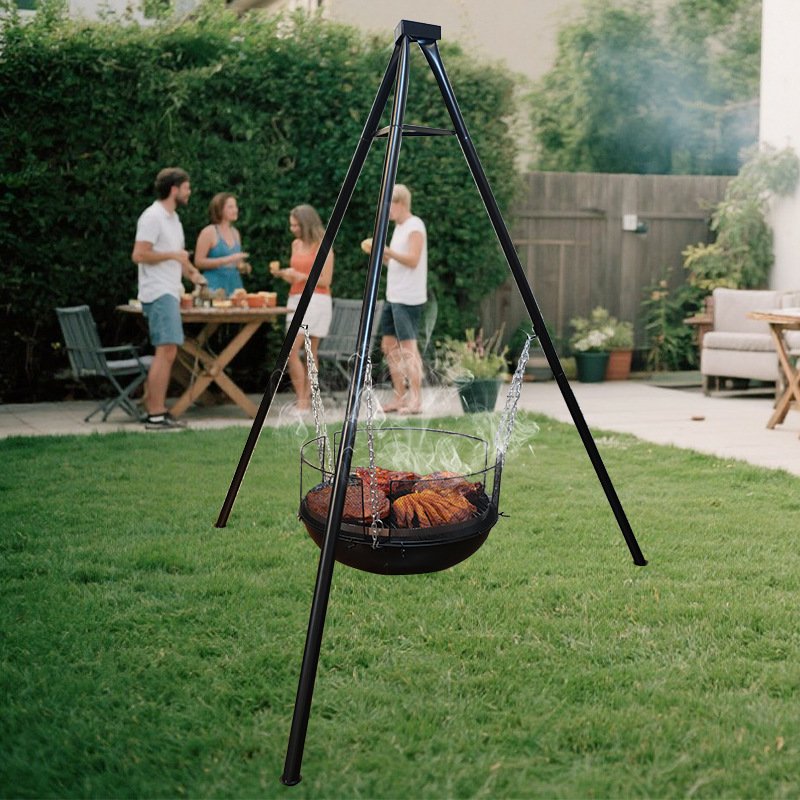 Inventario al aire libre camping picnic horno de barbacoa multifuncional horno de campamento portátil de tres patas horno de encadenamiento transfronterizo venta caliente BBQ horno de cadena