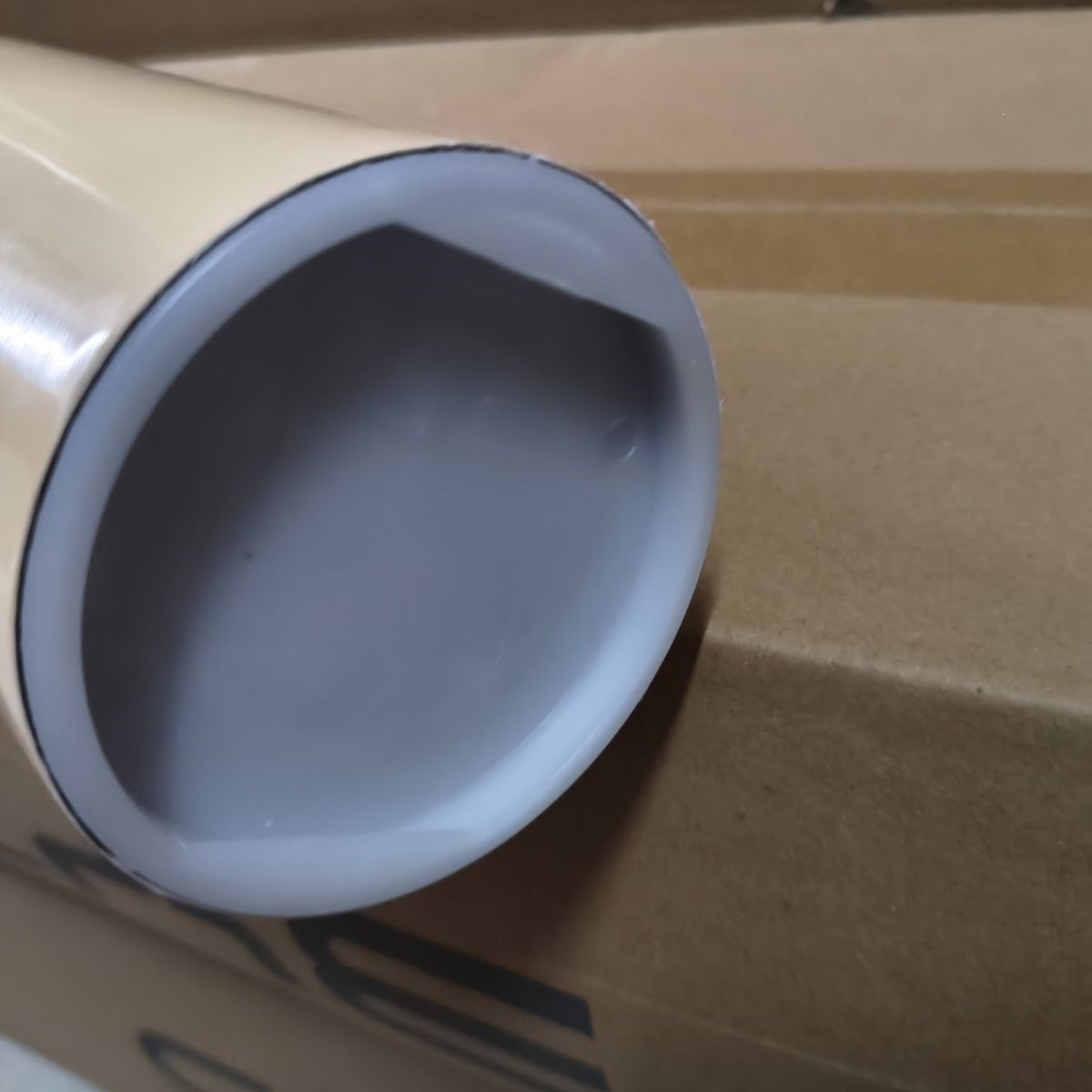 BYD original factory solar film. Default item: carbon fiber film, other rearview mirrors are metal