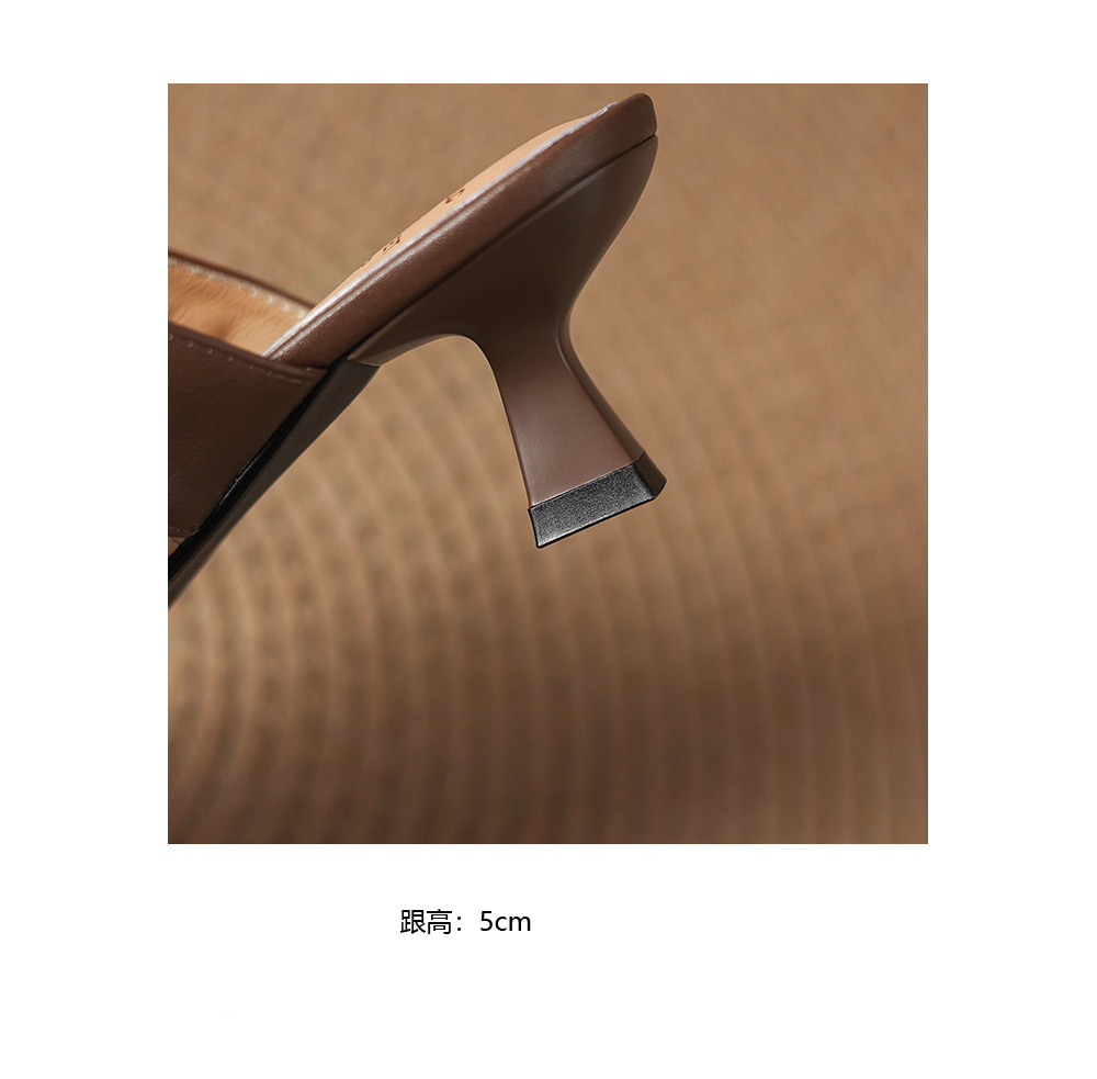 Sandal nữ quai ngang mũi vuông gót 5 cm phối màu — màu trắng ngà chi tiết 10