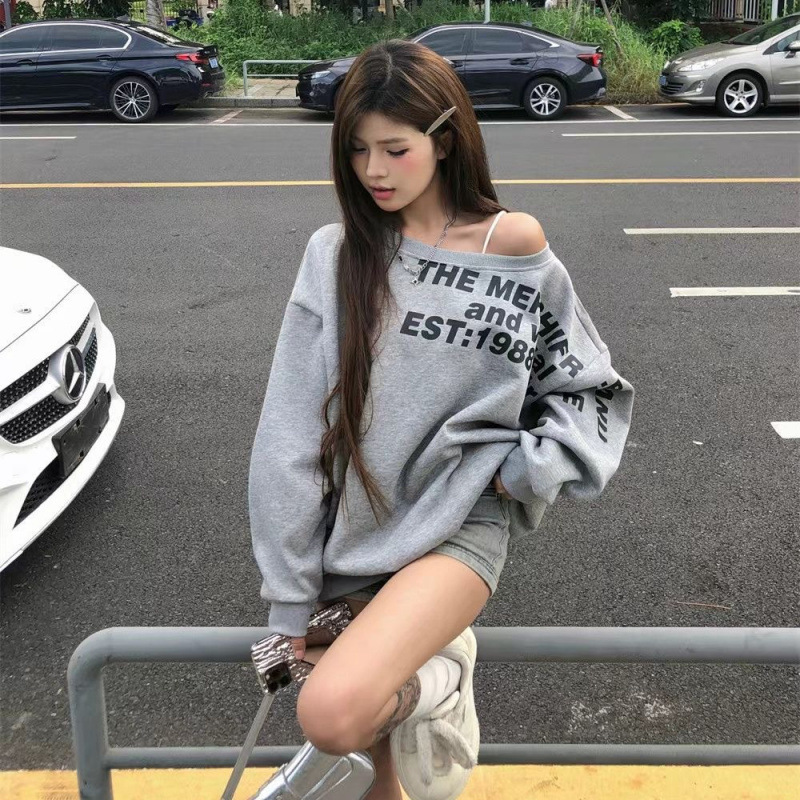 All in the Store Are [Lightning Warehouse] American Sexy Printed Sweatshirts, New Niche Design, Slanted Shoulder Women's Models