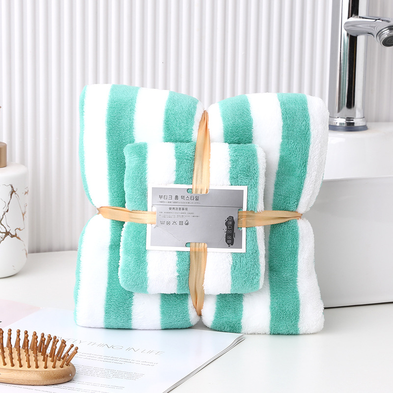 Caja de regalo de toallas de baño de tres piezas, regalos de boda, cumpleaños de la compañía, apoyo de logotipo, bordado de estampado