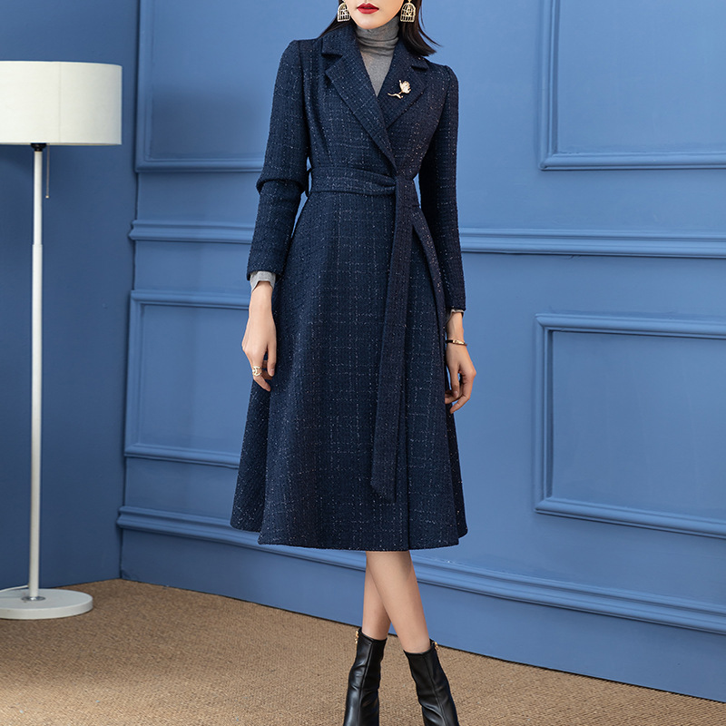 Blue Small Fragrant Woolen Outwear for Women Autumn and Winter 2023 New Fashionable Waist Slim Mid-length Outwear