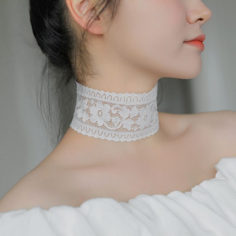 하얀색