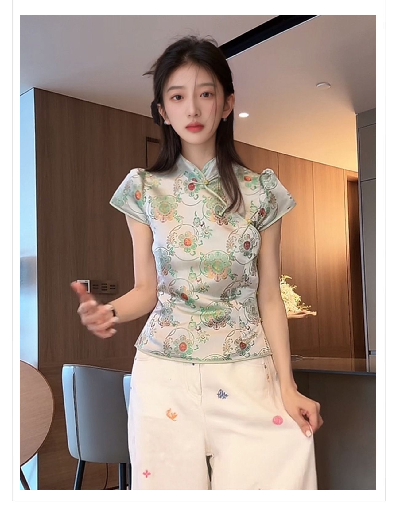 Áo sơ mi nữ phong cách dân tộc Trung Quốc mới, tay ngắn thêu hoa cao cấp, mùa hè N4055 — Bột phun sương mềm chi tiết 3