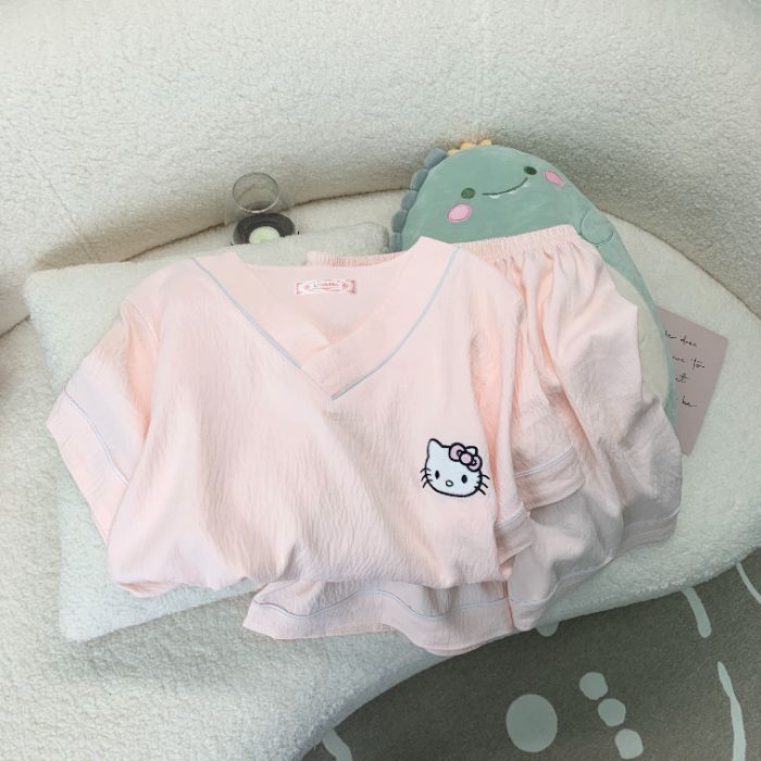 Vietnam transfronterizo transmisión en vivo estilo caliente verano con cuello en V nube pijamas de algodón pantalones de manga corta para mujer traje de servicio a domicilio para estudiantes de dibujos animados