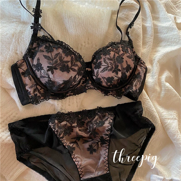 Black set