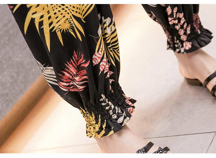 15806337545_1811171814