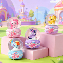 多款灯光桌面卡通摆件可爱潮玩儿童生日礼物水球盲盒动物卡通摆件