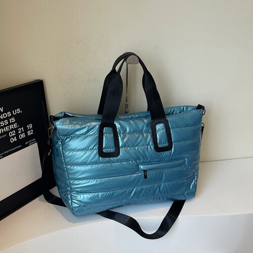 Portable fitness bag, large capacity, dry and wet separation, travel fitness swimming yoga sports bag, business trip luggage bag