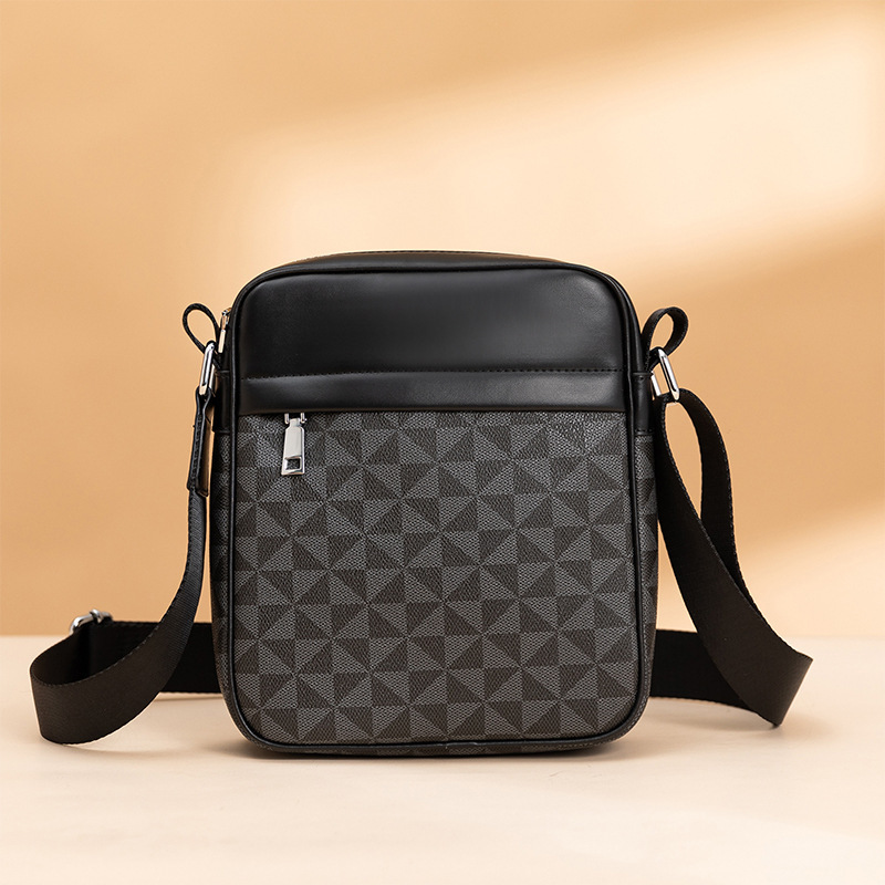 Spot wholesale cross-border men's leather messenger bag New Fashion vertical shoulder bag outdoor mobile phone Bag Men's bag