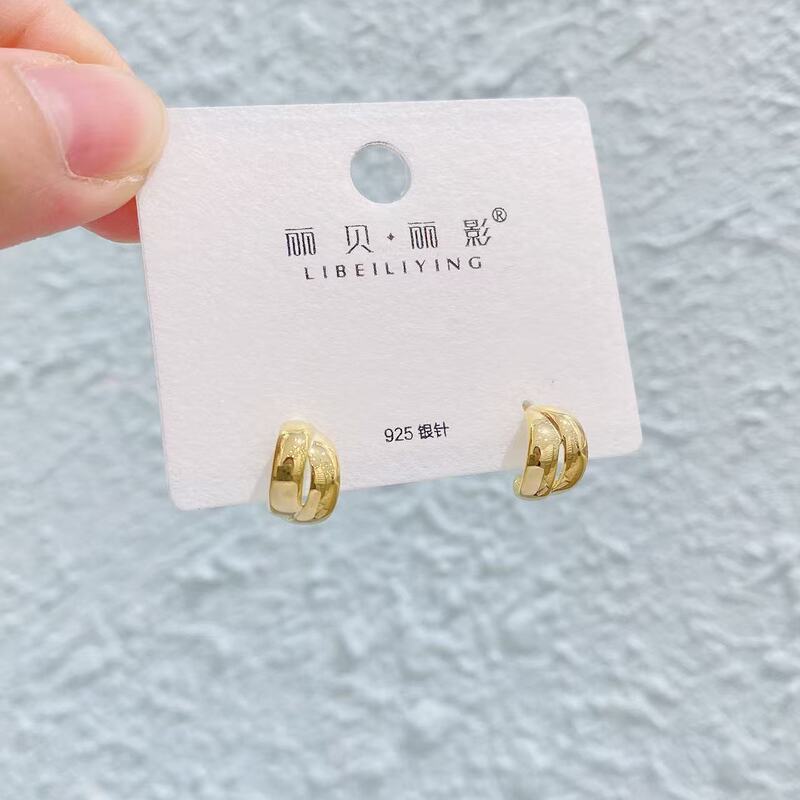 Liyin/Libeliying S925 シルバー針 C タイプイヤリングハイエンドファッション個性ニッチイヤリング女性のためのヨーロッパとアメリカの INS|undefined