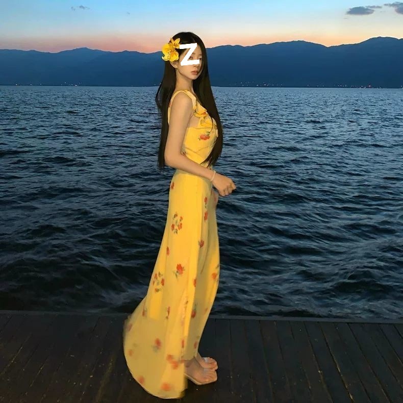 度假风瑰花边吊带碎花连衣裙女夏季新款高级感设计小众法式裙子潮|undefined