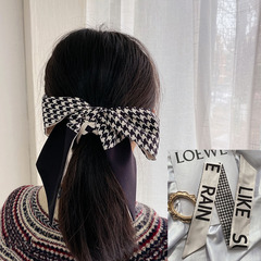 Narrow and Long Striped Tricolor Silk Scarf for Women, Ins Style, Gentle and Elegant, Hair Tying Band with Flowing Ribbons, Retro French Hairband with Packaging Straps