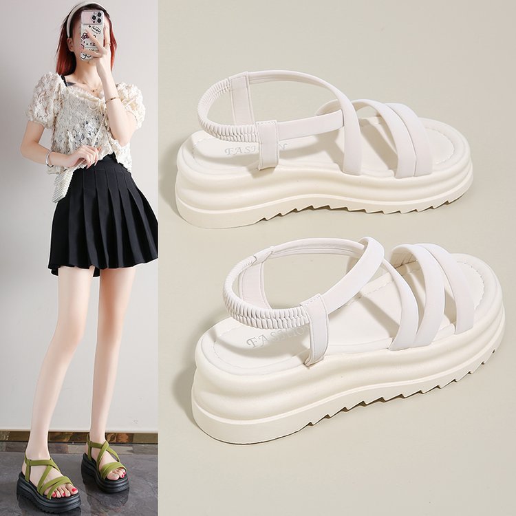 Sandalias romanas de suela gruesa francesa para mujeres verano 2026 nuevo super caliente de alta calidad de moda versátil zapatos de playa coreanos