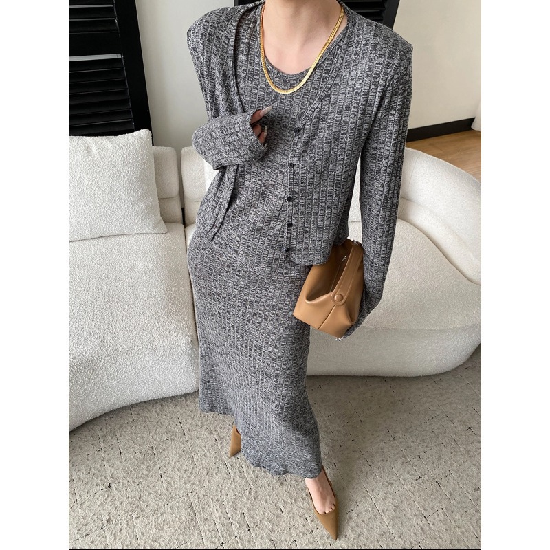 司南松弛随性慵懒坑条肌理长袖开衫背心半身裙三件套装