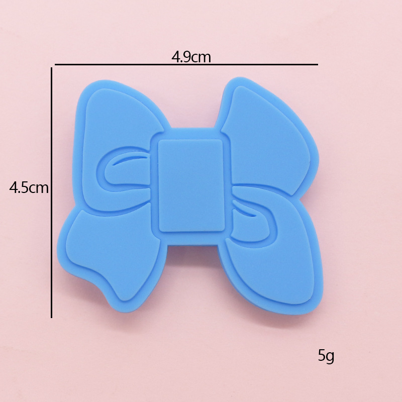 Spot dibujos animados crisantemo hebilla de zapato de pvc goma suave flor personalidad agujero de la decoración del zapato DIY a juego hebilla de zapato ventas directas de fábrica