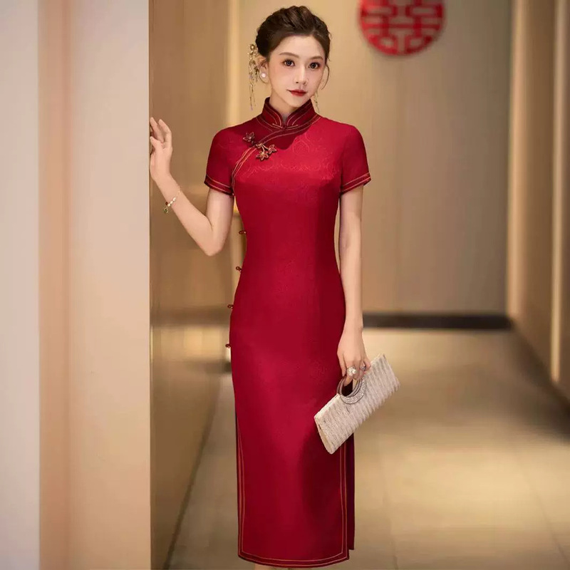 High-End Silk Qipao Dress 2026 New Model for Mother-In-Law and Mother, Made of Interwoven Mulberry Silk, Light Luxury Long Gown for Wedding Banquet