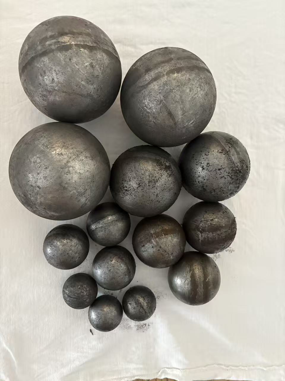 铁艺100mm壁厚3空心铁球可焊接喷涂装饰配件铁圆球