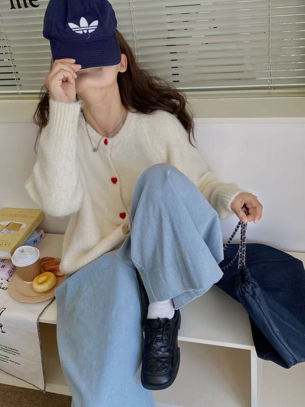 韩系简约百搭爱心扣软糯针织开衫女2025秋冬新款宽松显瘦毛衣外套|undefined