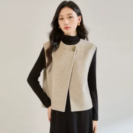 连衣裙;女式毛呢外套;其他短外套