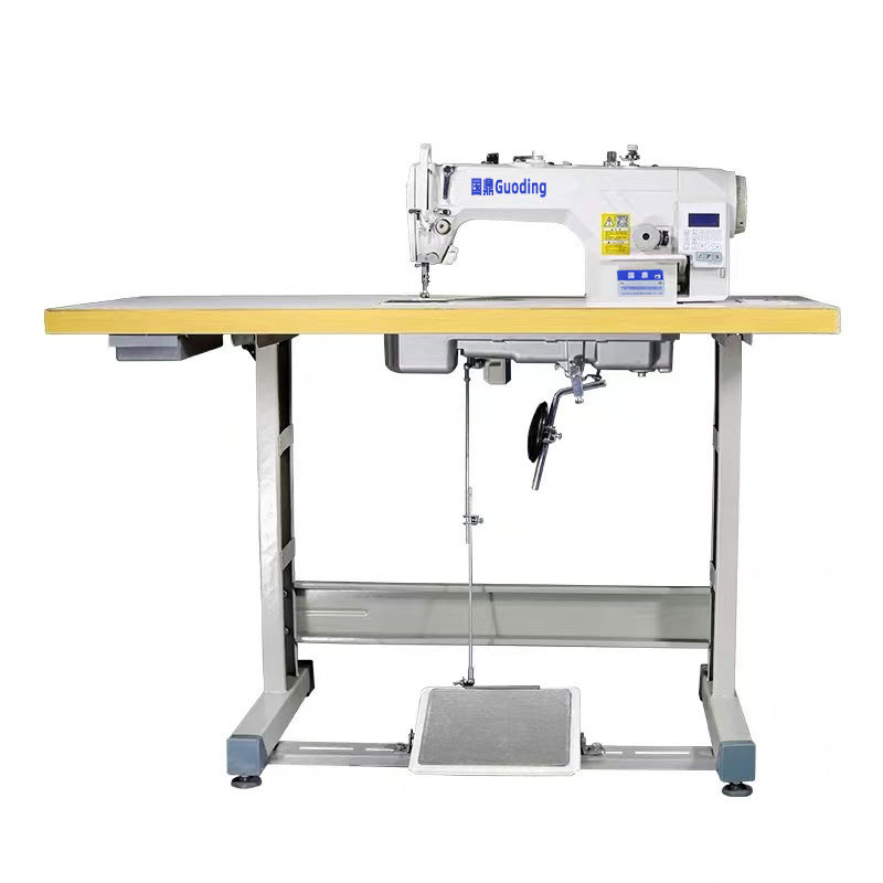 Nueva máquina de coser plana de escritorio, coche plano, computadora, máquina de coser automática, integración industrial, ahorro de energía, equipaje pequeño para el hogar, cuero