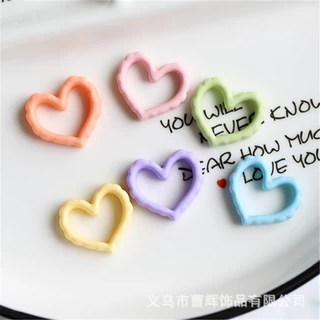 网红镂空桃心爱心 diy滴胶手机壳美容材料 树脂饰品配件厂家直销
