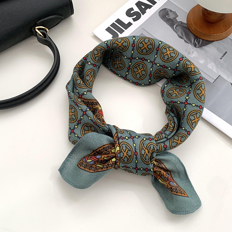 Bufandas de seda cuadrada alta sensación de 2025 nuevo bufandas de algodón de anacaju versátil pequeña bufandas de cabello cuadrada bufandas de seda al por mayor