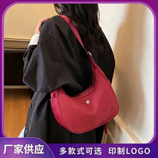 跨境斜挎包大容量通勤运动时尚男女款可调节肩带尼龙单肩包托特包