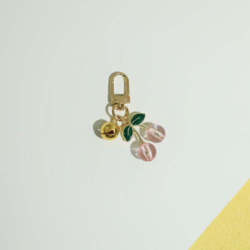 田园水晶樱桃钥匙圈挂饰卡通金属铃铛学生钥匙扣挂件耳机套装饰女