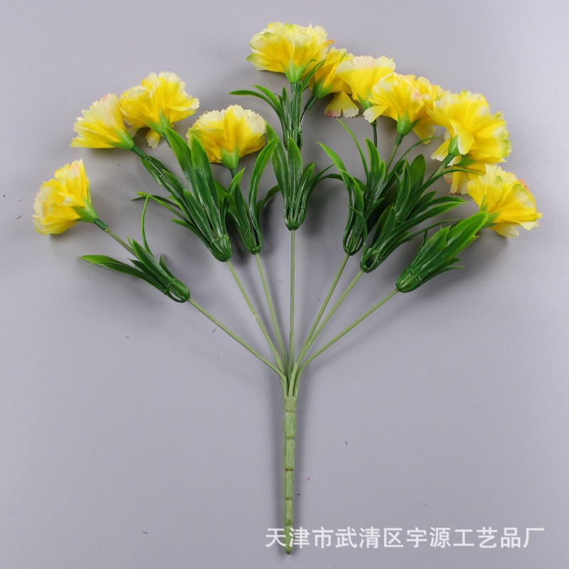 Venta directa de fábrica 11 Clavel artificial flor falsa Día DE LA Madre Día del Maestro regalo flor ingeniería fotografía decoración Flor de seda