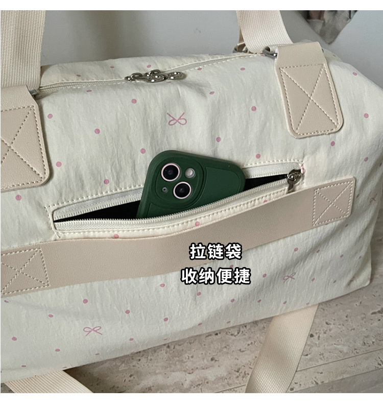 Lightweight large capacity travel bag, portable storage for business trips
