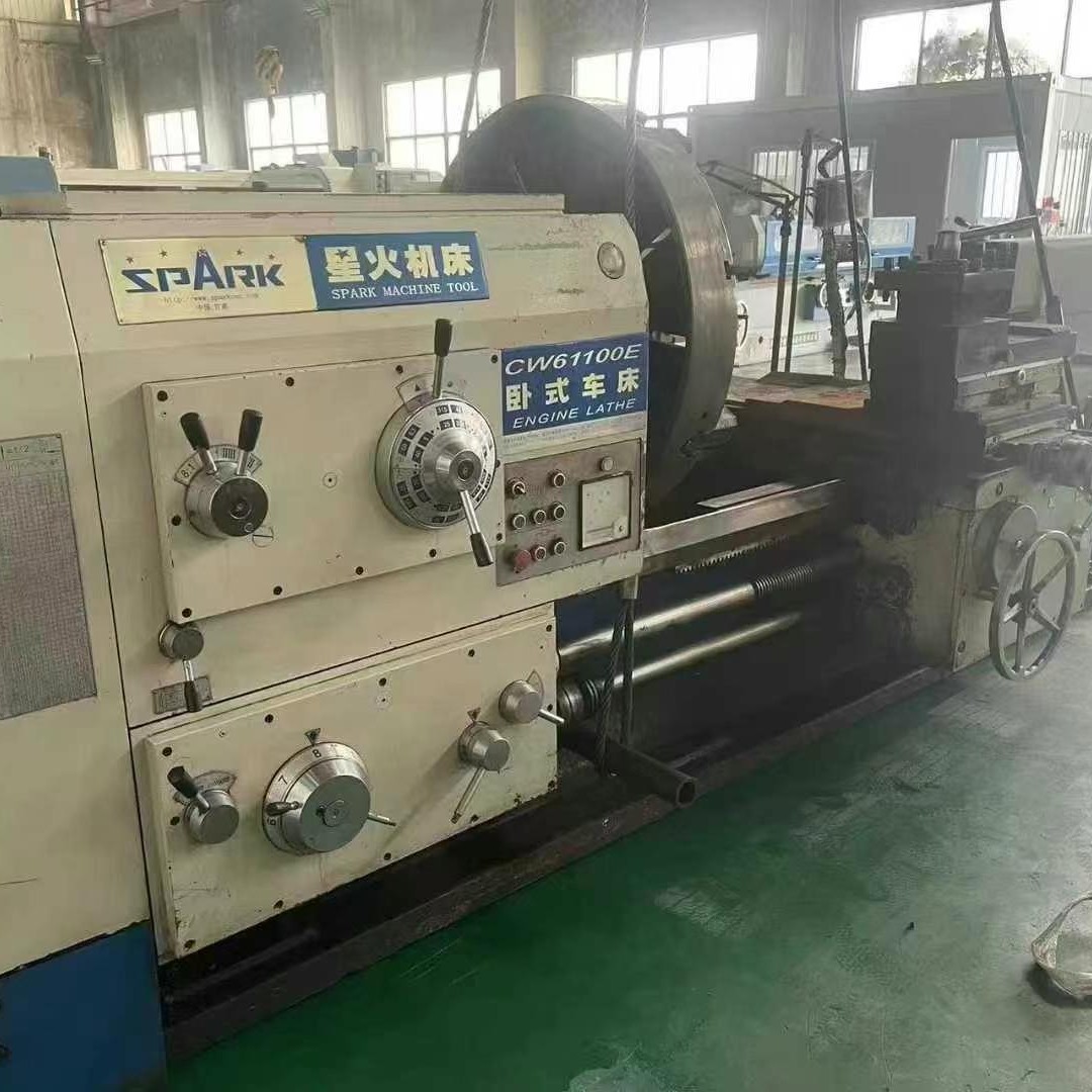 出售星火CW61100Ex1.5米卧式车床回转直径1米机床重量:10500