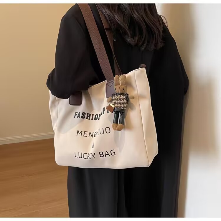 Fábrica nueva bolsa de hombro de mujer ciudad simple bolsa de mano de viaje especial de gran capacidad bolsa de trabajo de ocio de mujer image 7