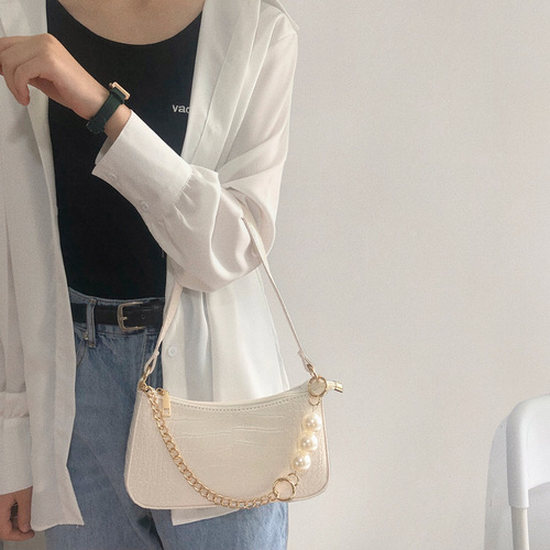 2024 new textured one-shoulder cross-body armpit bag ins simple and low-key crocodile pattern gold chain pearl bag