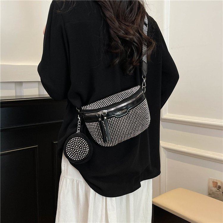 Women's Chest Bag 2025 Summer New Korean Style Personalized Chain Full Diamond Single Shoulder Crossbody Shiny Foreign Trade Small Waist Bag Mother Bag