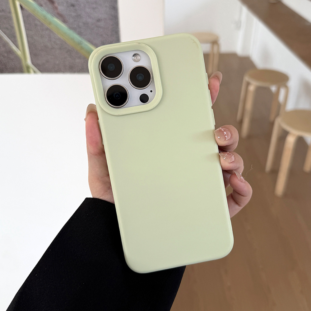 Funda protectora de silicona anticaídas para iPhone 15 Pro, 13 y 17, de color puro y tacto piel, estilo simple, todo incluido.