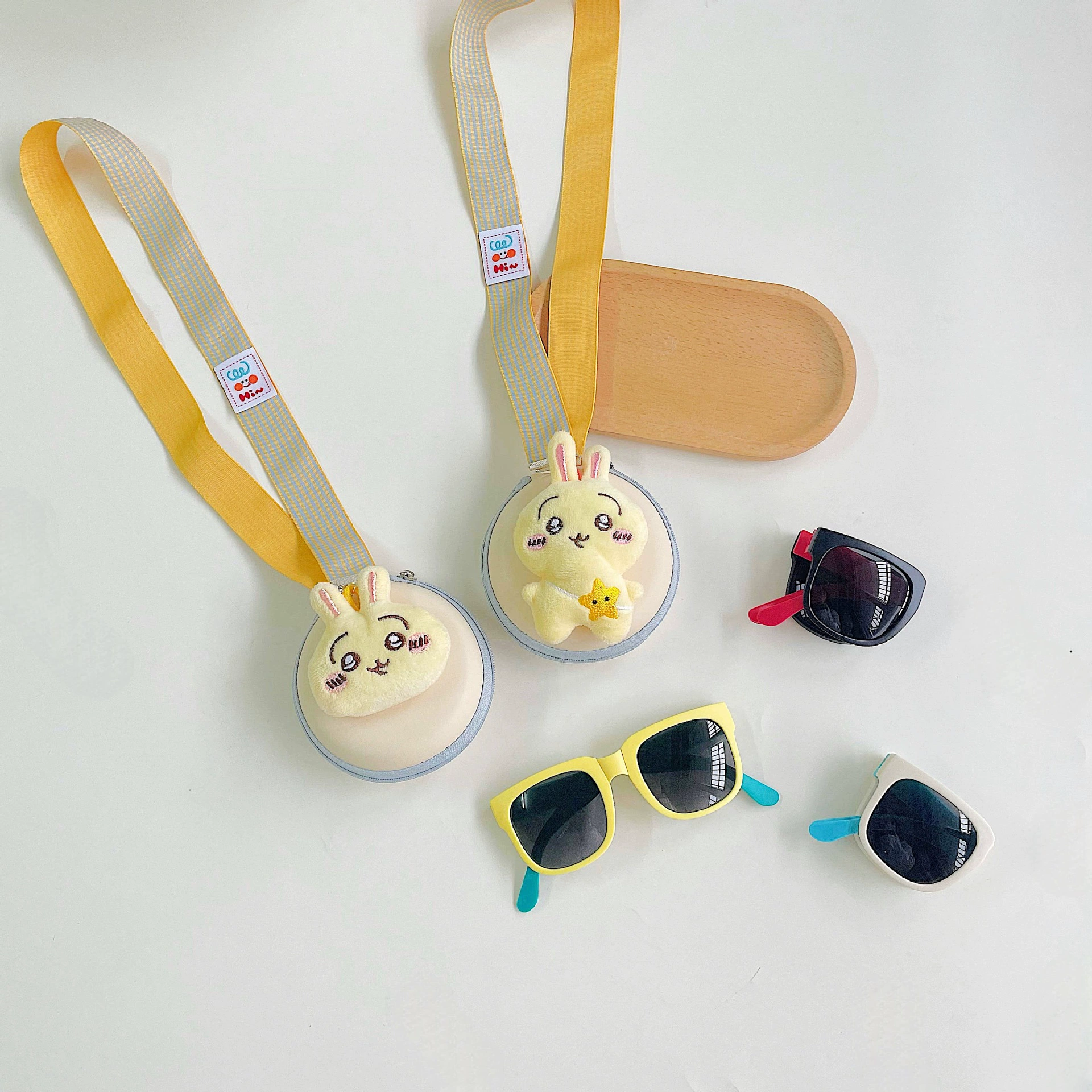 Children's folding cute sunglasses, doll, storage box, protective brand handheld set