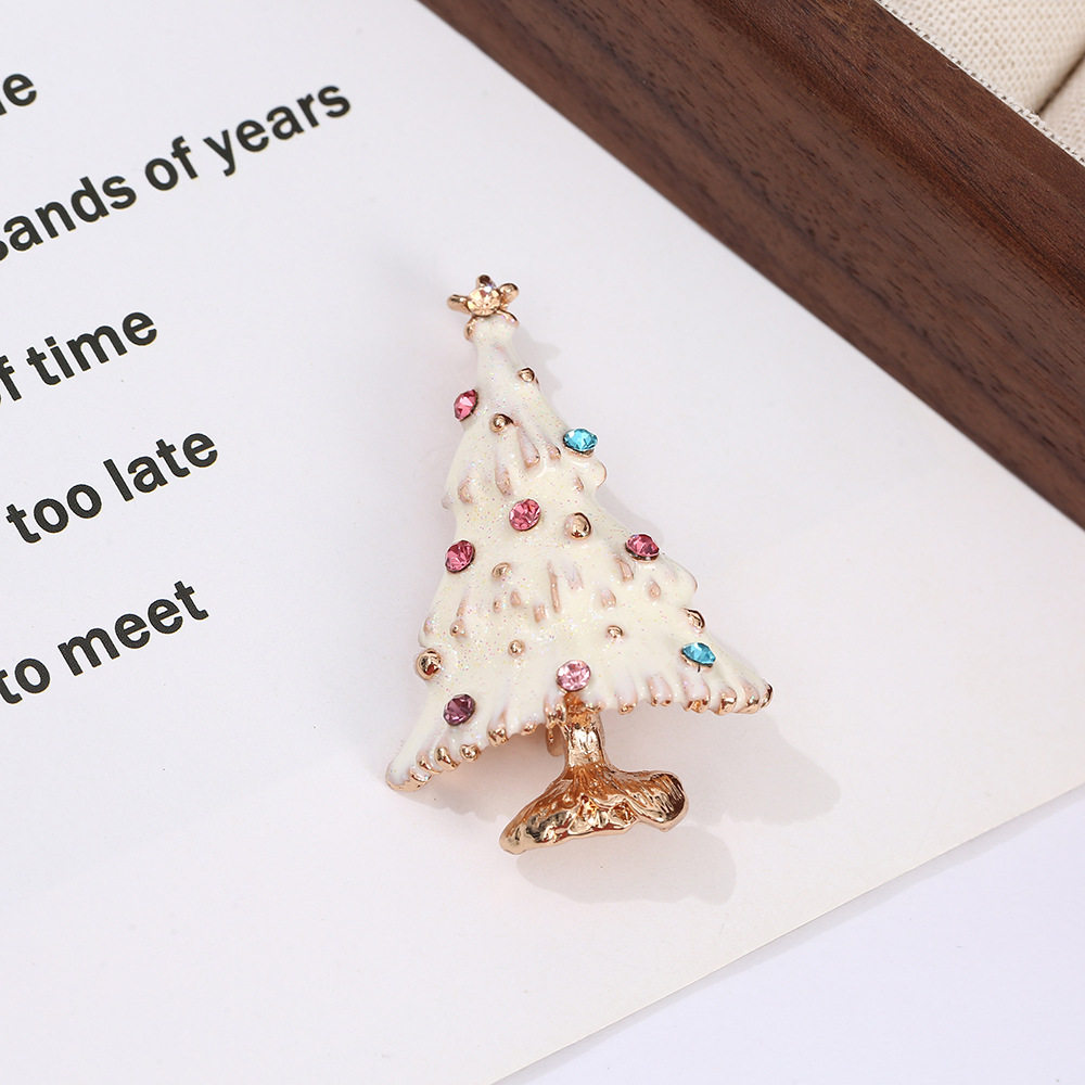 17#크기: 5.3*3.3*1.2cm 무게: 14.2g