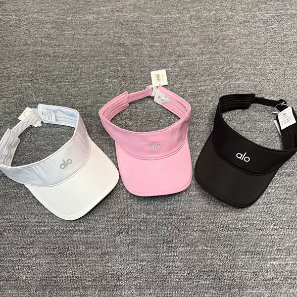 New Summer Ice Silk Sun Protection Hat for Women, Small Face Visor Hat, Outdoor Large Brim Sunshade Hat That Makes the Face Look Smaller