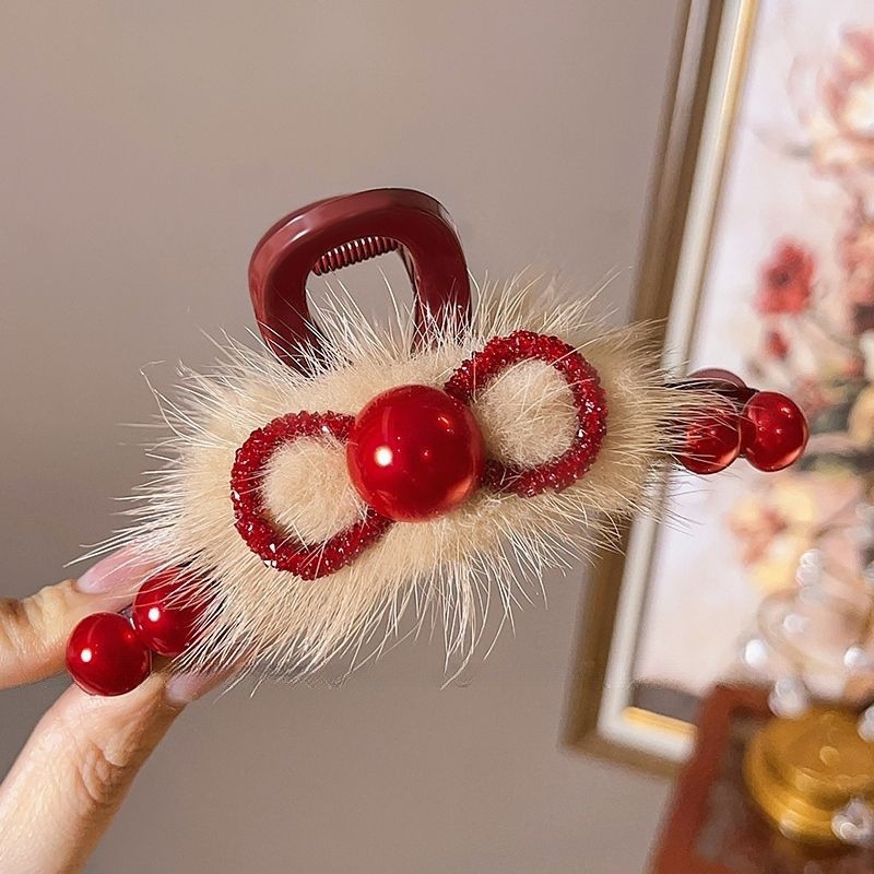 2026秋冬ミンクファー毛皮ヘアクリップ、高級感のある後頭部用大型シャーククリップ、ハート型キラキラ輝くダイヤモンド付き毛皮ヘアクリップ