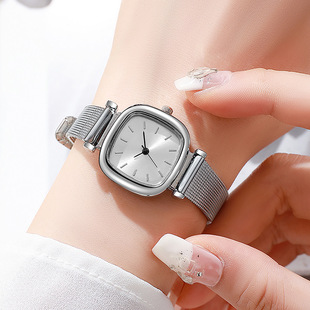 Trendy Ins-Style Cross-Border Fashion Women's Watch Wholesale Compact Elegant Mesh Strap Ladies' Watch