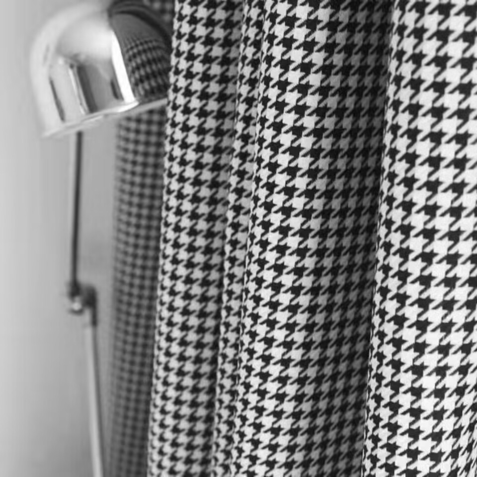 Chenille houndstooth wholesale sofa cloth fabric 2.8 door width black and white cushion cover sofa towel pillowcase