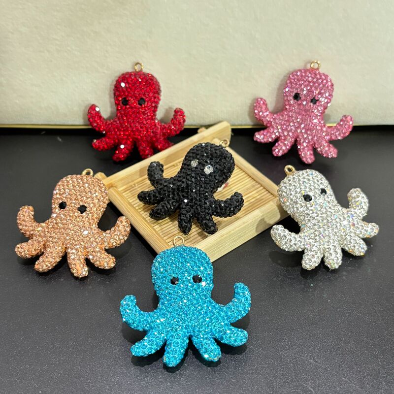 Cute diamond-encrusted sparkling clay double-sided diamond-studded small octopus keychain accessory for couples, bag decoration, car key chain Cute diamond-encrusted sparkling clay double-sided diamond-studded small octopus keychain accessory for couples, bag decoration, car key chain