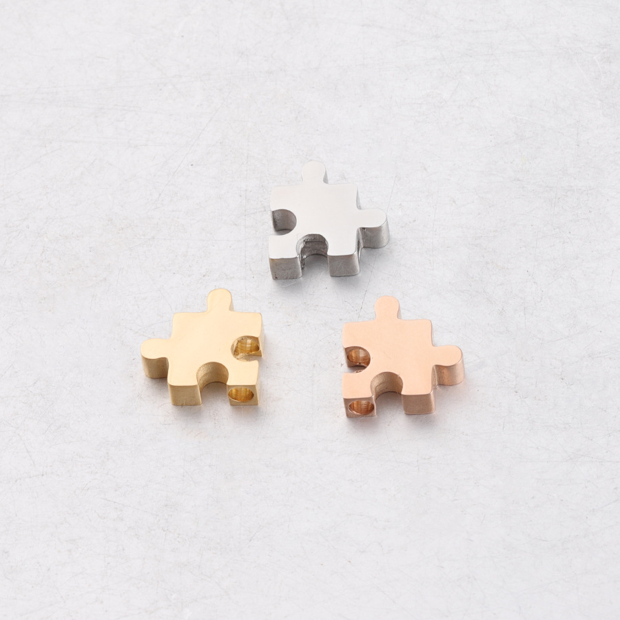 PVD Coated Gold Plating Process 1 Piece Diameter 10mm 304 Stainless Steel PVD Coated Real Gold Plated Jigsaw Customization Laser Engraving Beads DIY Jewelry Accessories