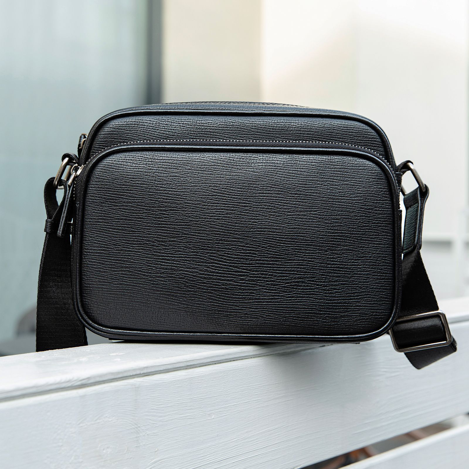 Ventas transfronterizas calientes de cuero para hombres mochila deportiva al aire libre mochila texturizada retro colección de bolsos de hombro