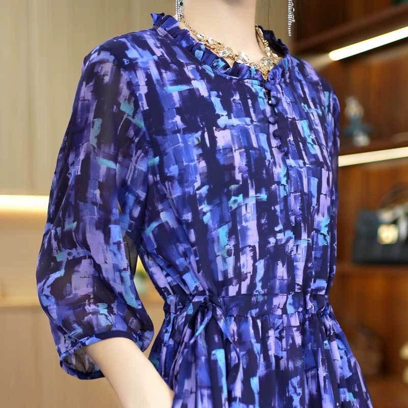 Летнее платье 2025 года для элегантных и стильных мам среднего и пожилого возраста, плюс размер и утягивающая юбка до колен для мам.