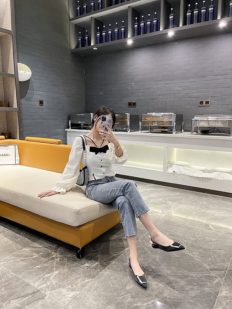 Fairy French style Baotou sandals for women 2024 new spring/summer square buckle pointed sandals, simple and elegant_voghion.com
