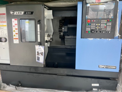 �϶�������ԭ��ɽ������LYNX 235������б��������