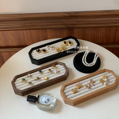 木製の指輪のイヤリングのトレーのアクセサリーケースのジュエリー陳列専用棚の撮影アクセサリー